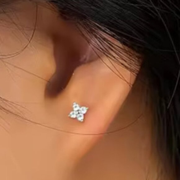 Marquise Zircon Flower Stud Earrings in Gold & Silver. 925 Sterling Silver #1046 - Picture 1 of 5